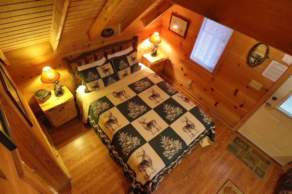 Cozy Cabin W/ Fireplace 3 Minutes To Helen! #2. Exterior photo